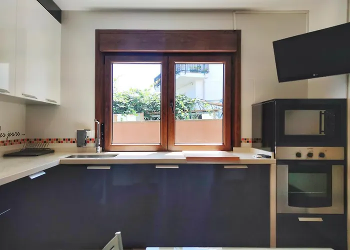 Desconectaengalicia Adosado Vichona A 2,5 Km Del Centro De Sanxenxo